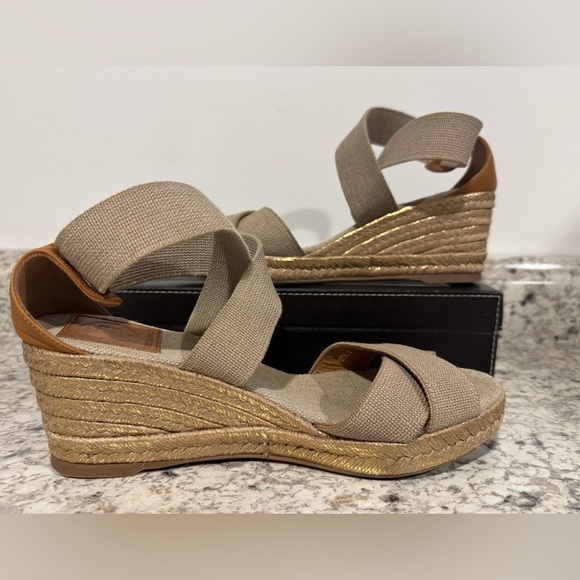 Tory Burch Canvas Espadrilles Wedges Tan Gold Size 6B - Picture 4 of 12